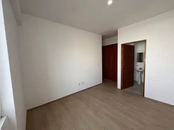 Casa en venta en Zaragoza, Zaragoza — foto 3 de 7