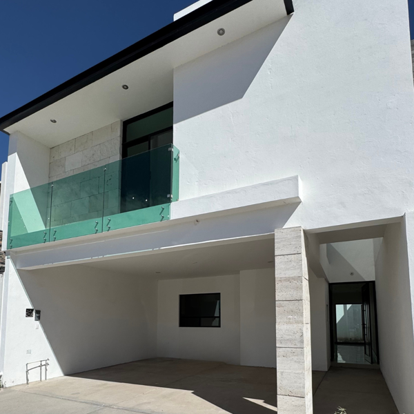 Casa en venta en Los Viñedos, Torreón — foto 2 de 35