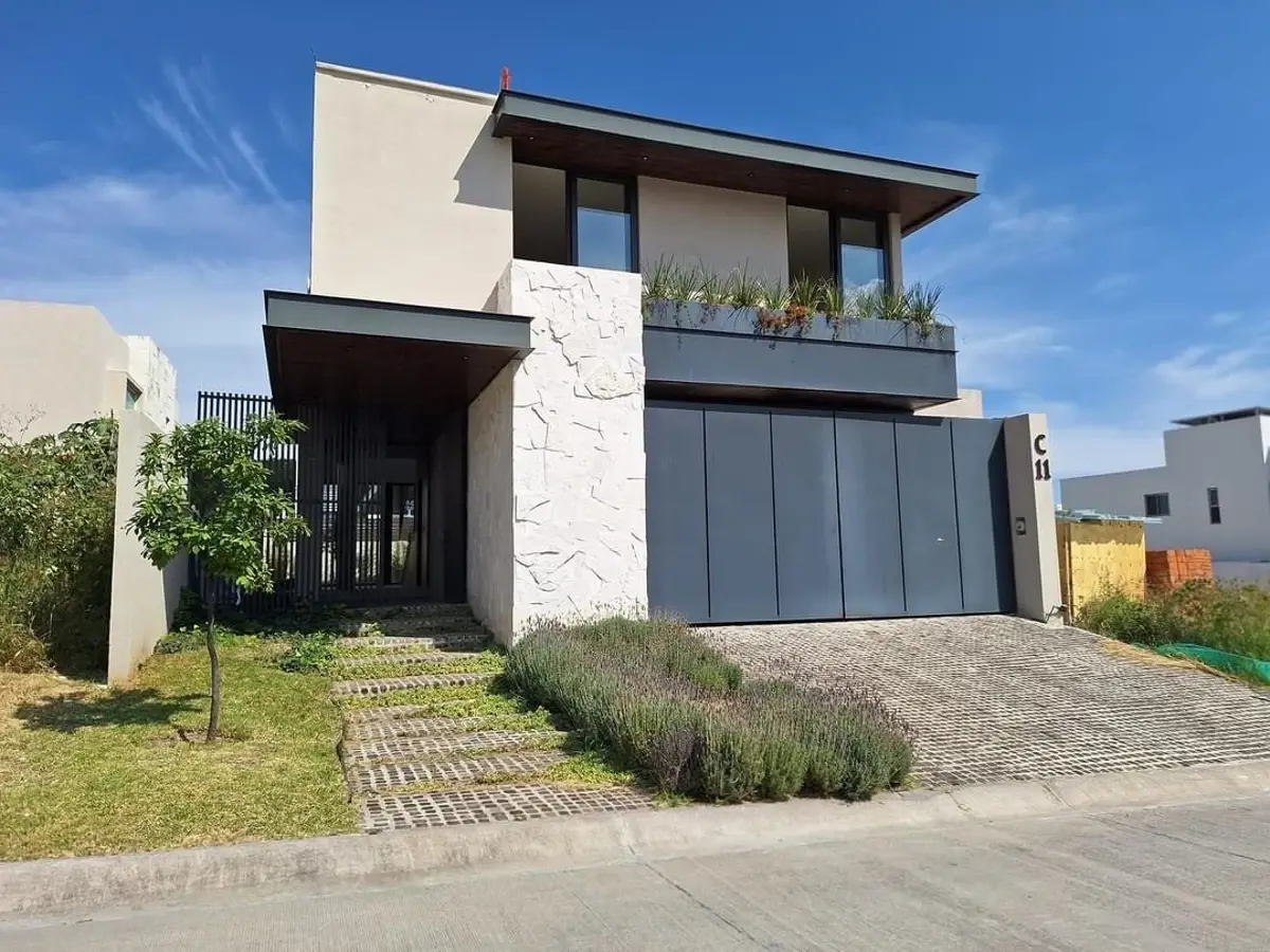 Casa en venta en El Molino Residencial y Golf, León — foto 1 de 12
