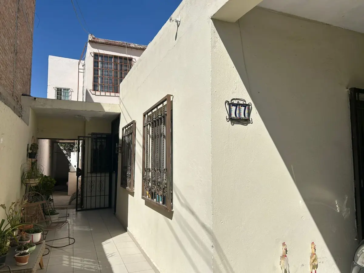 Casa en venta en FOVISSSTE Nueva California, Torreón — foto 1 de 11