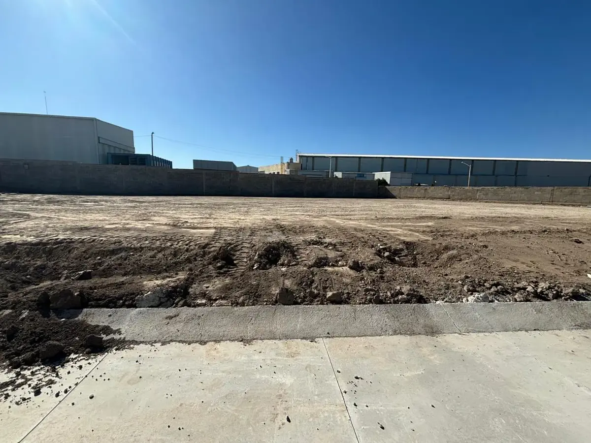 Terreno en venta en Plaza Armillita, Saltillo — foto 1 de 5