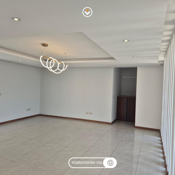 Casa en venta en Residencial Lagos, Pachuca de Soto — foto 2 de 16