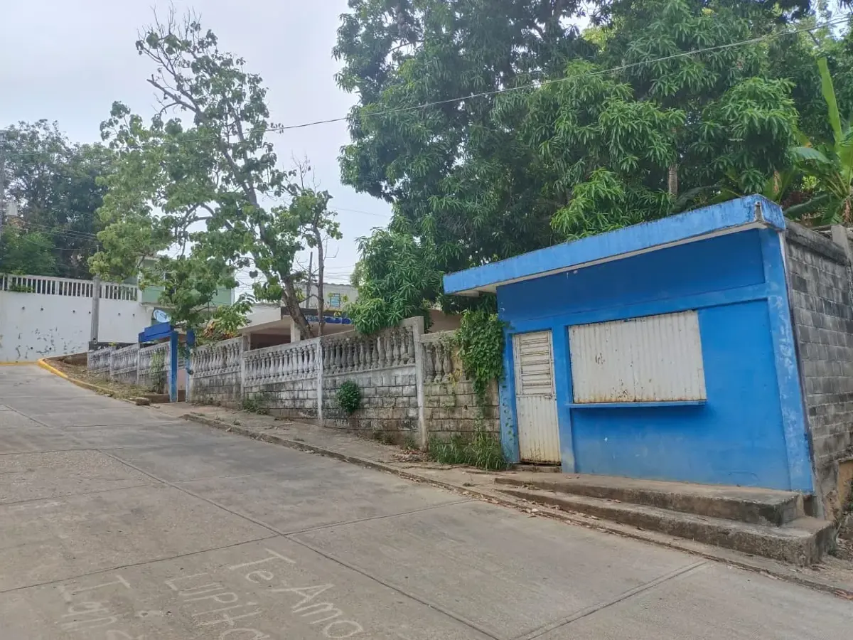 Casa en venta en Emiliano Zapata, Agua Dulce — foto 1 de 13