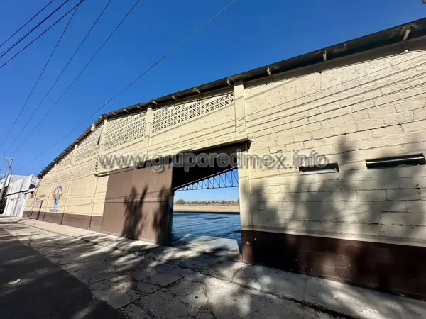 Bodega en venta en Residencial Puerta de Piedra, Celaya, Guanajuato