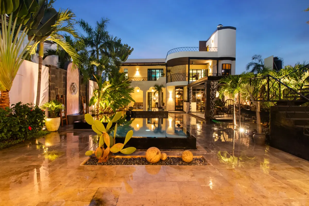 Casa en venta en Las Aralias, Puerto Vallarta — foto 1 de 67