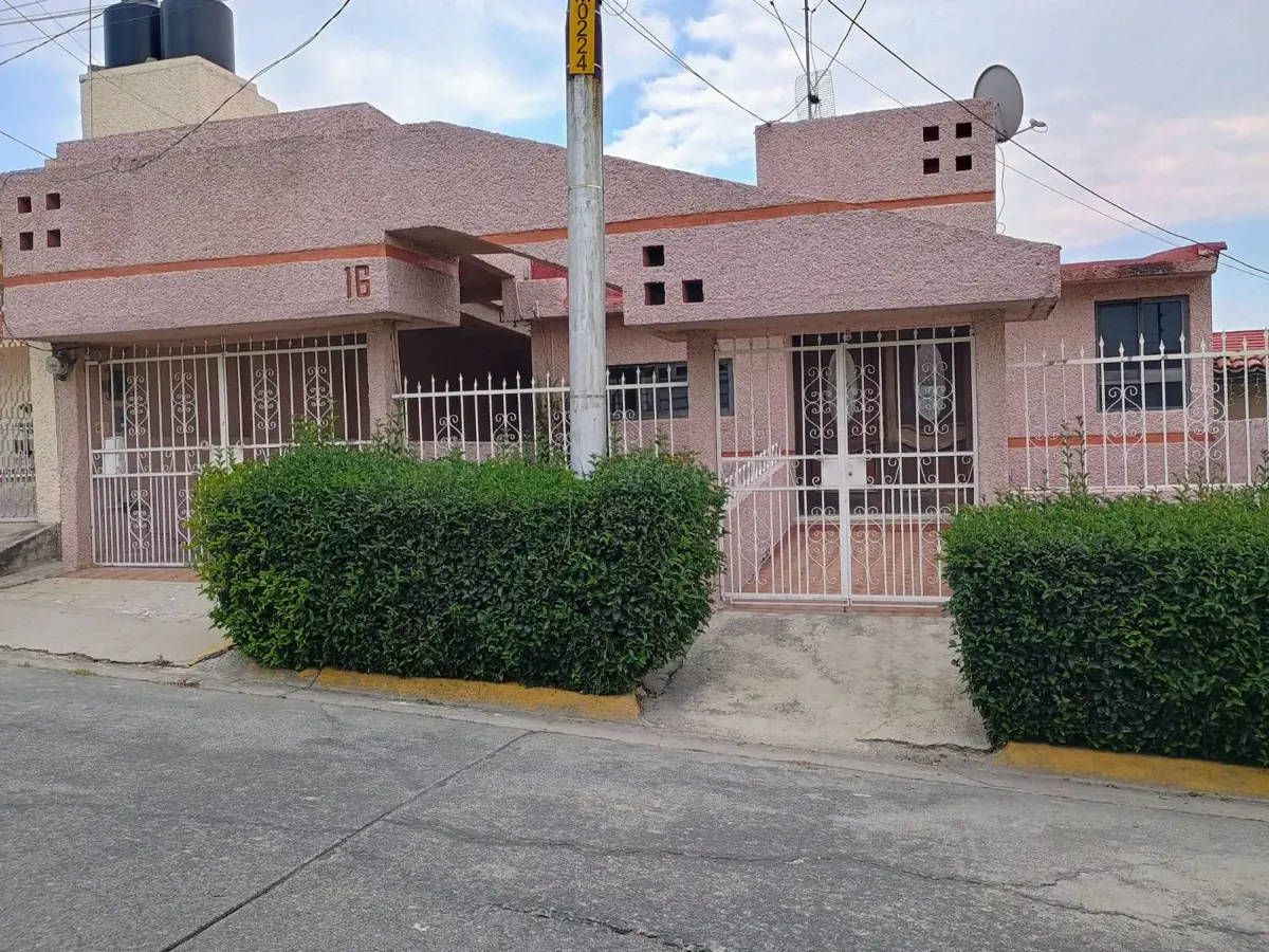 Casa en venta en Lomas de San Mateo, Naucalpan de Juárez — foto 1 de 16