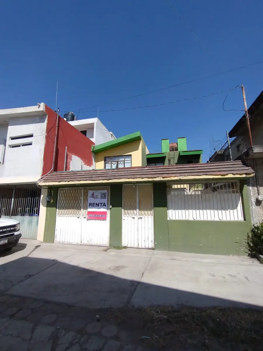 Casa en renta en Santiago Momoxpan, San Pedro Cholula — foto 1 de 18