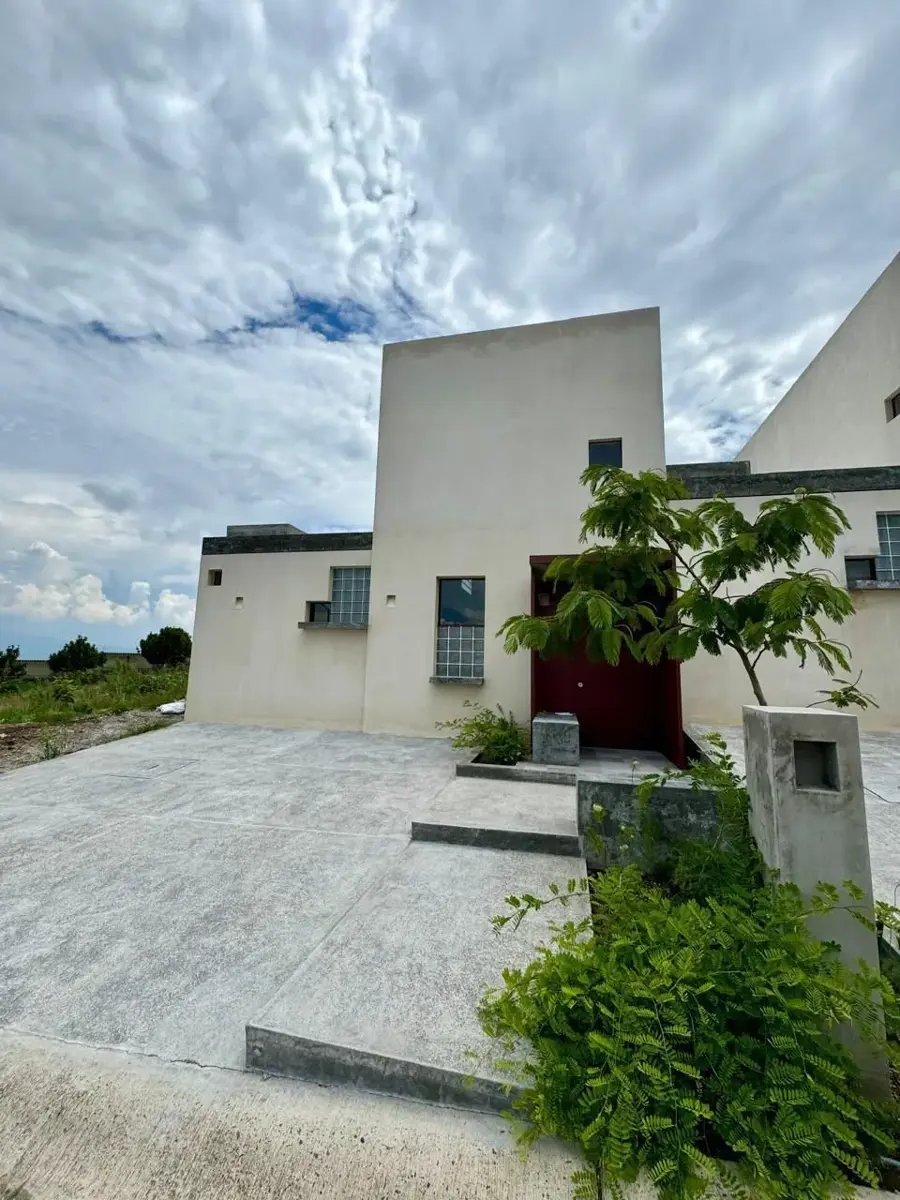 Casa en venta en Bosques Santa Anita, Tlajomulco de Zúñiga — foto 1 de 13
