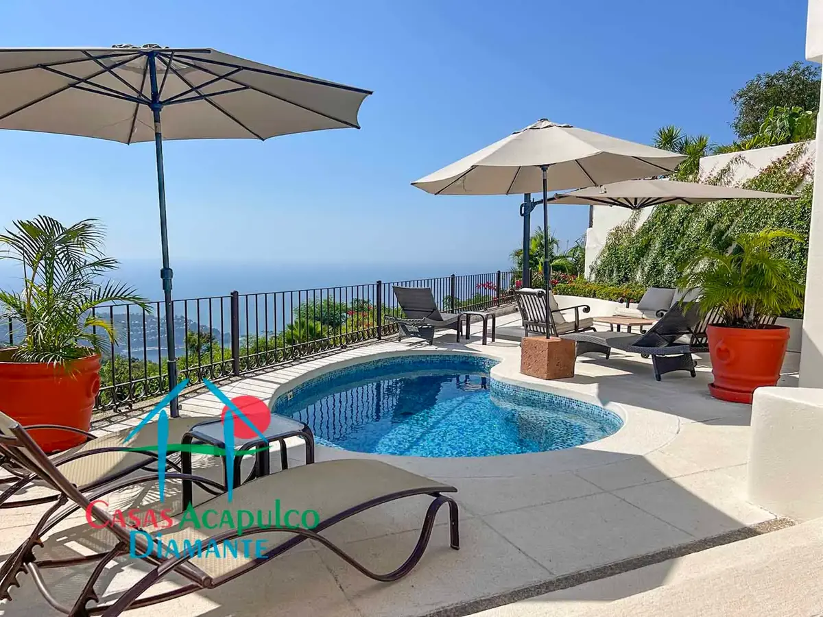 ¡Privacidad, lujo y vista al mar! Casa con alberca privada y terraza espectacular ¡Privacidad, lujo y vista al mar! Casa con alberca privada y terraza espectacular
