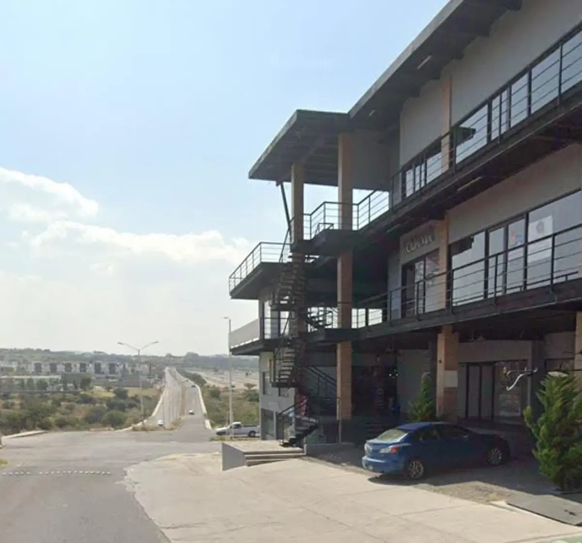 Local en renta en Zen Life Residencial I, El Marqués — foto 1 de 10