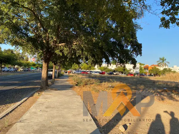 Terreno en venta en Colima Centro, Colima — foto 2 de 5