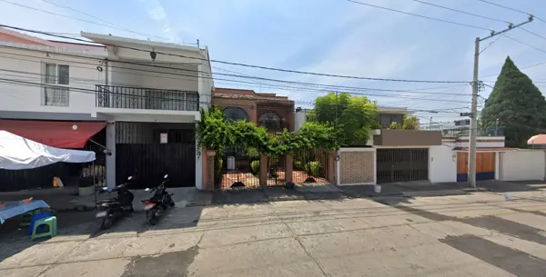 Casa en venta en Chapultepec Norte, Morelia — foto 2 de 12