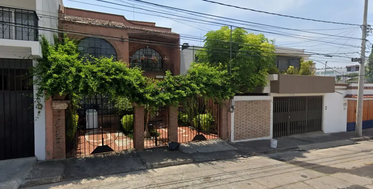 Casa en venta en Chapultepec Norte, Morelia — foto 1 de 12