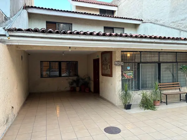 Casa en venta en El Colli Urbano 1a. Sección, Zapopan — foto 2 de 6
