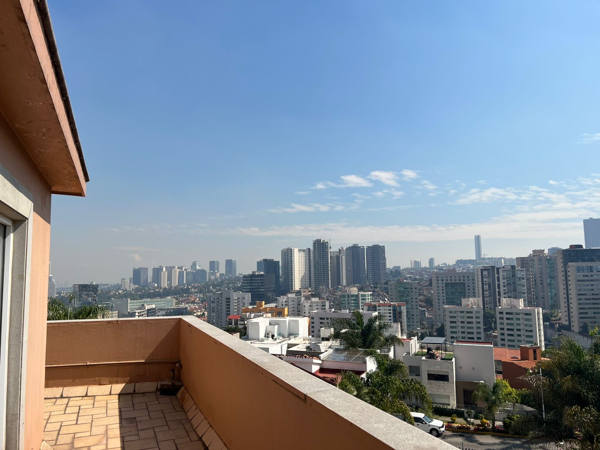 Casa en venta en Hacienda de las Palmas, Huixquilucan — foto 2 de 36