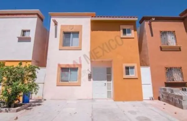Casa en venta en El Pedregal, Torreón — foto 2 de 8
