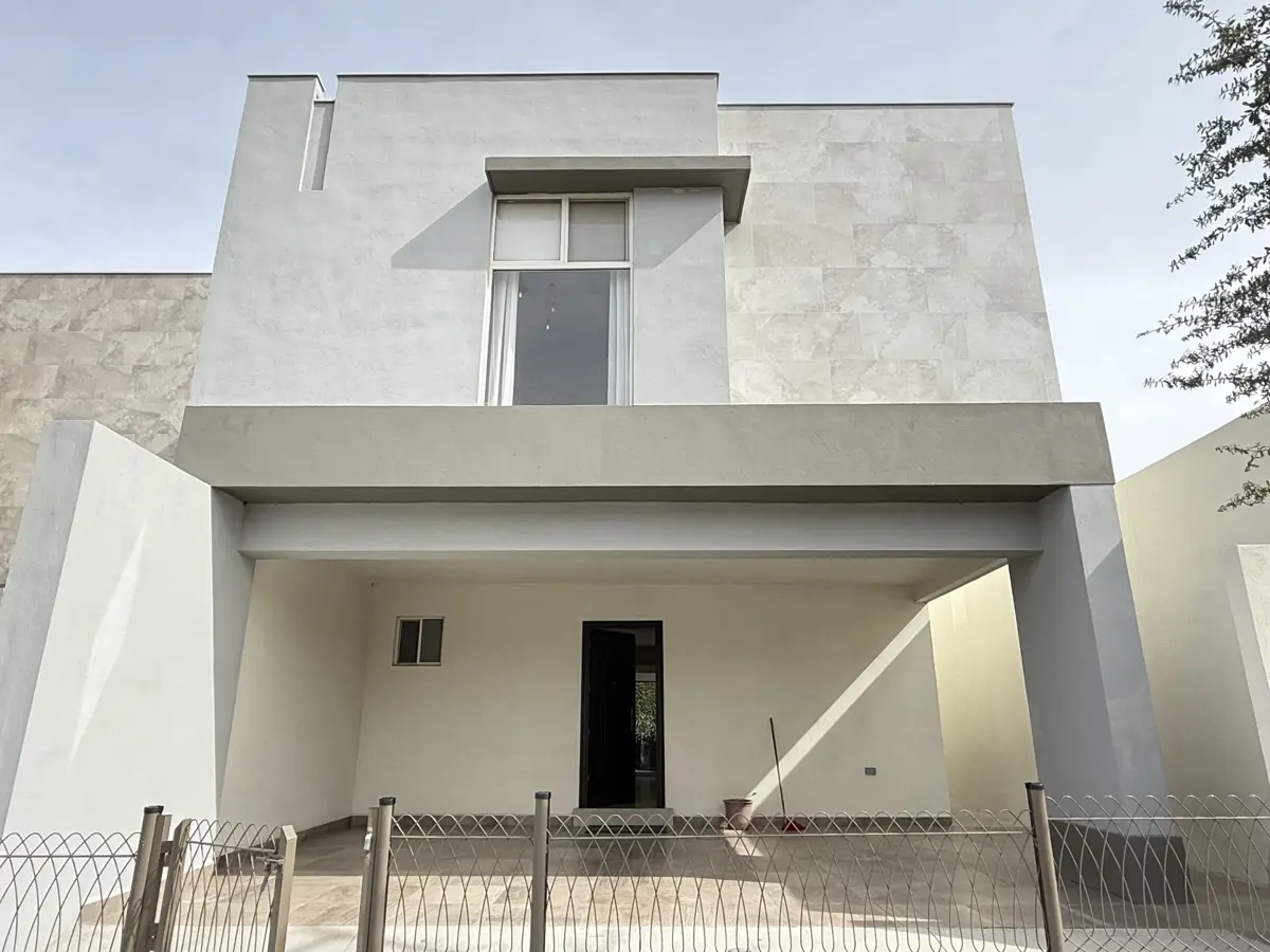 Casa en venta en Cantabria, Saltillo — foto 1 de 21