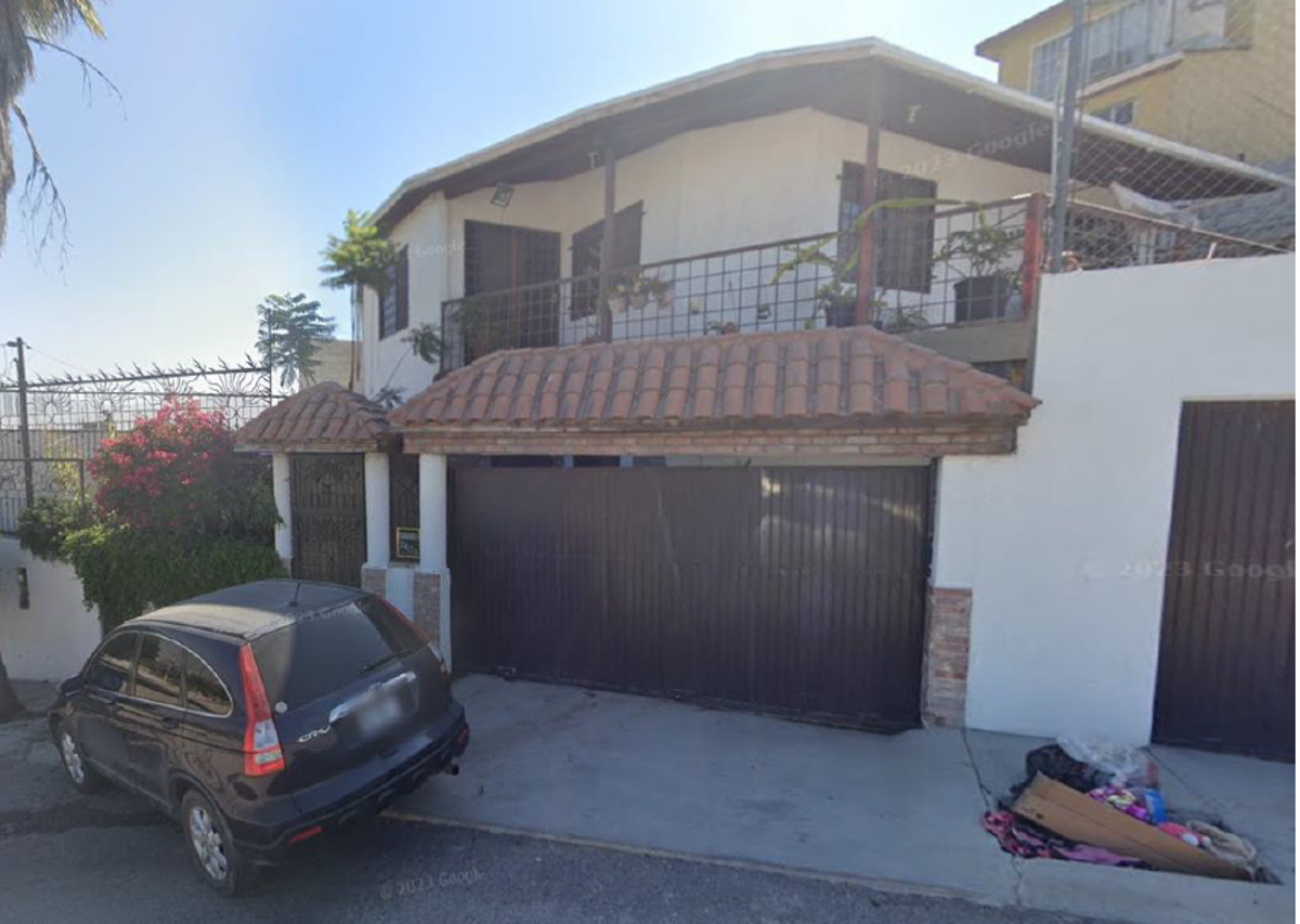 Casa en venta en Villa Fontana IX, Tijuana — foto 1 de 8