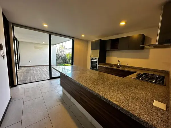 Casa en renta en Lomas de Angelópolis, San Andrés Cholula — foto 3 de 13