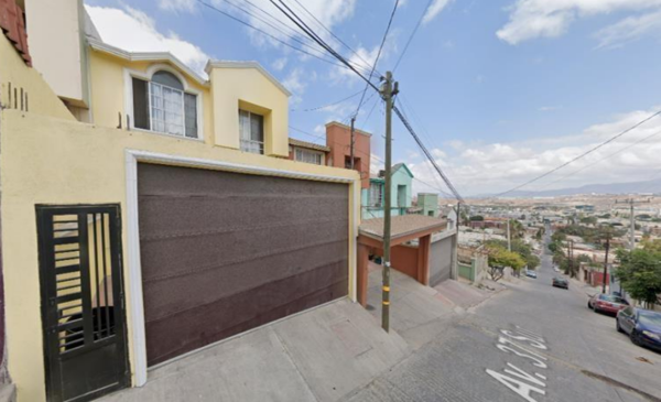 Casa en venta en Urias, Tijuana — foto 2 de 9