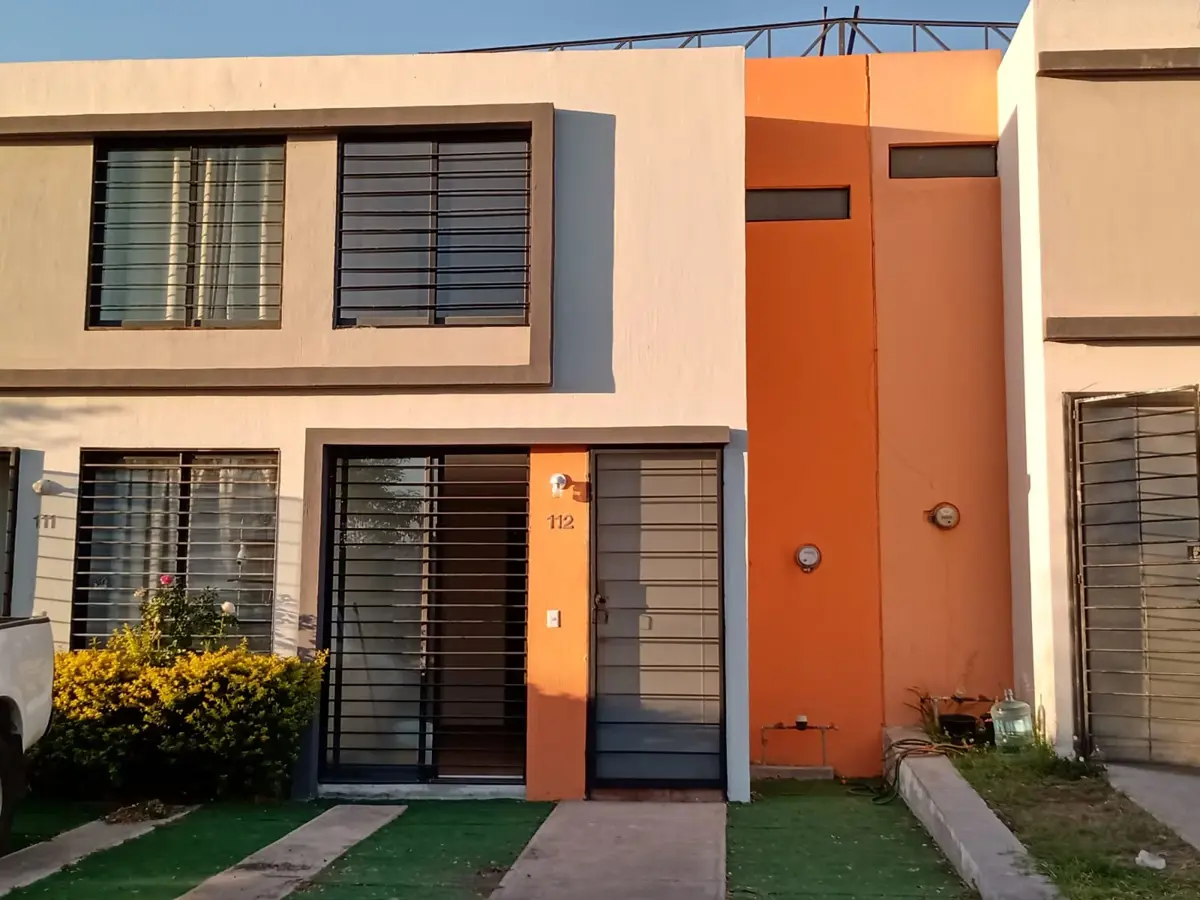 Casa en renta en Vista Sur Residencial, Tlajomulco de Zúñiga — foto 1 de 32