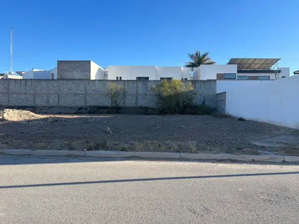 Terreno en venta en Hacienda del Rosario, Torreón — foto 2 de 5