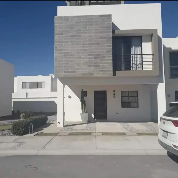 Casa en venta en Villas del Renacimiento, Torreón — foto 2 de 18