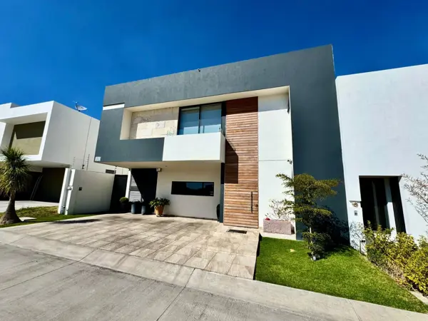 Casa en venta en Paseos del Molino, León — foto 2 de 16