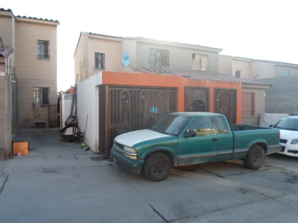 Casa en venta en Villas del Dorado, Tijuana — foto 2 de 2