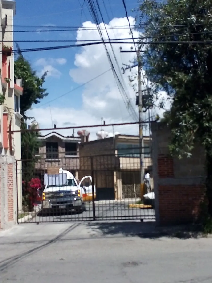 Casa en venta en Los Girasoles, Toluca — foto 1 de 10