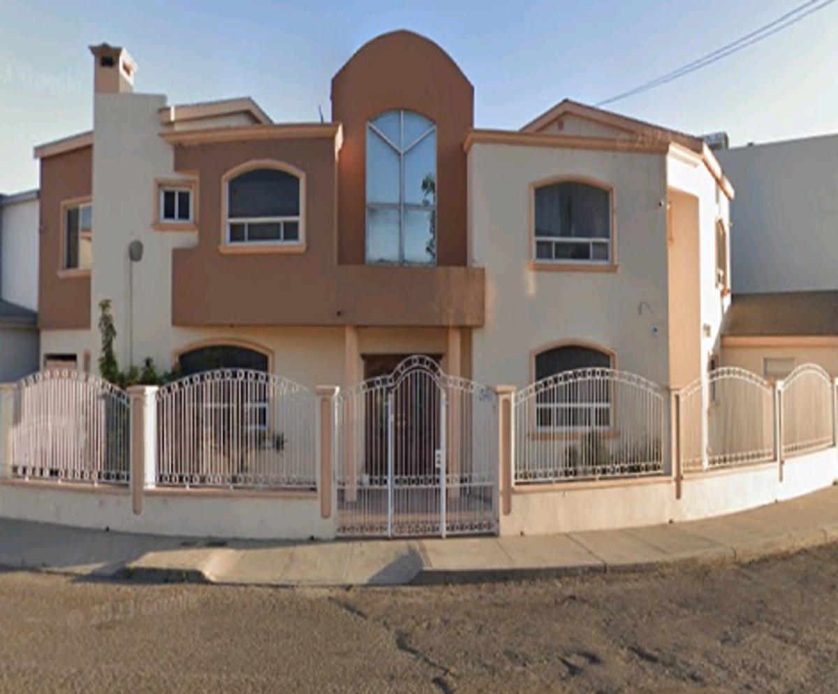 Casa en venta en Loma Dorada, Ensenada — foto 1 de 16