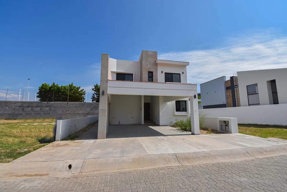 Casa en venta en Marina Mazatlan, Mazatlán — foto 1 de 25