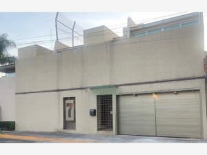 Casa en venta en Insurgentes Cuicuilco, Coyoacán, Ciudad de México Casa en venta en Insurgentes Cuicuilco, Coyoacán, Ciudad de México