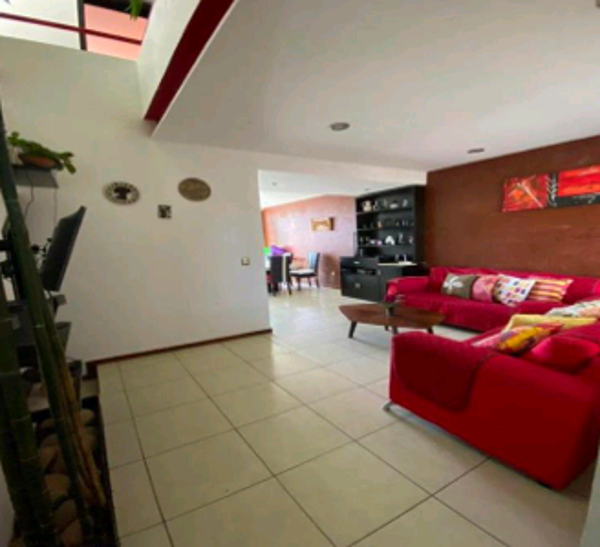 Casa en venta en Real del Camichin, Zapopan — foto 3 de 10