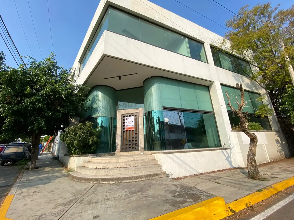 Edificio en venta en Maravillas, Cuernavaca — foto 1 de 27