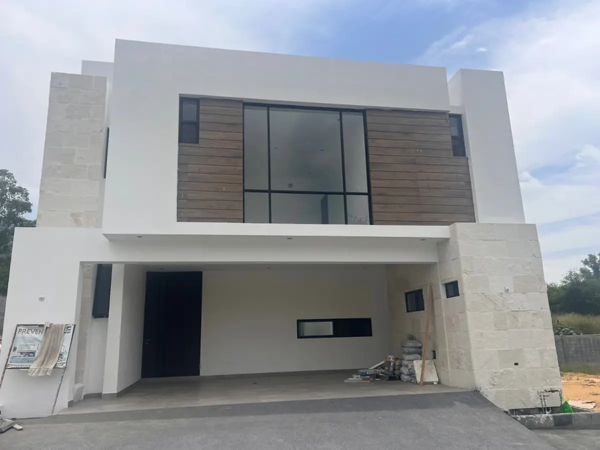 Casa en venta en Pedregal de la Montaña, Monterrey — foto 1 de 43