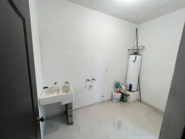 Casa en renta en La Hacienda, Ramos Arizpe — foto 3 de 10