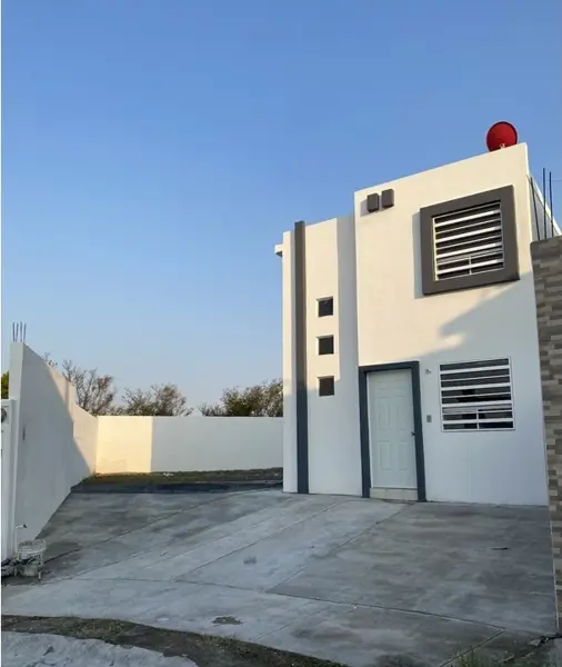 Casa en venta en Privadas de Santa Rosa, Apodaca — foto 2 de 17