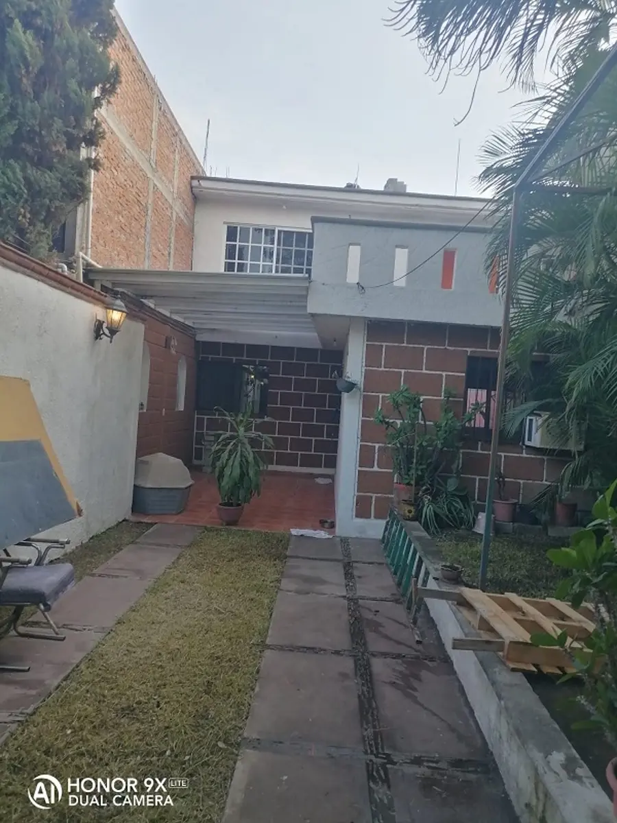 Casa en venta en Cuernavaca Centro, Cuernavaca — foto 1 de 23