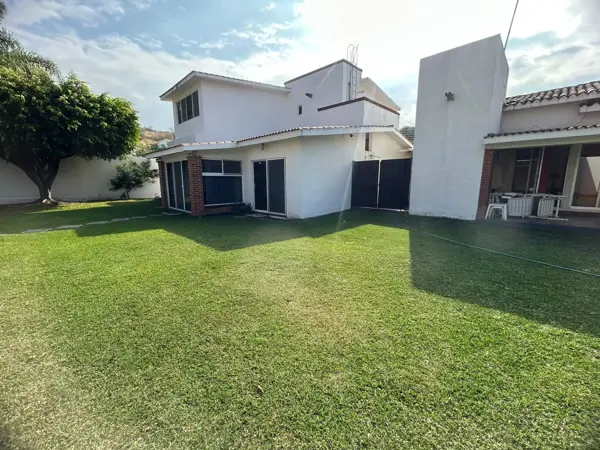 Casa en venta en Lomas de Cocoyoc, Atlatlahucan — foto 2 de 32