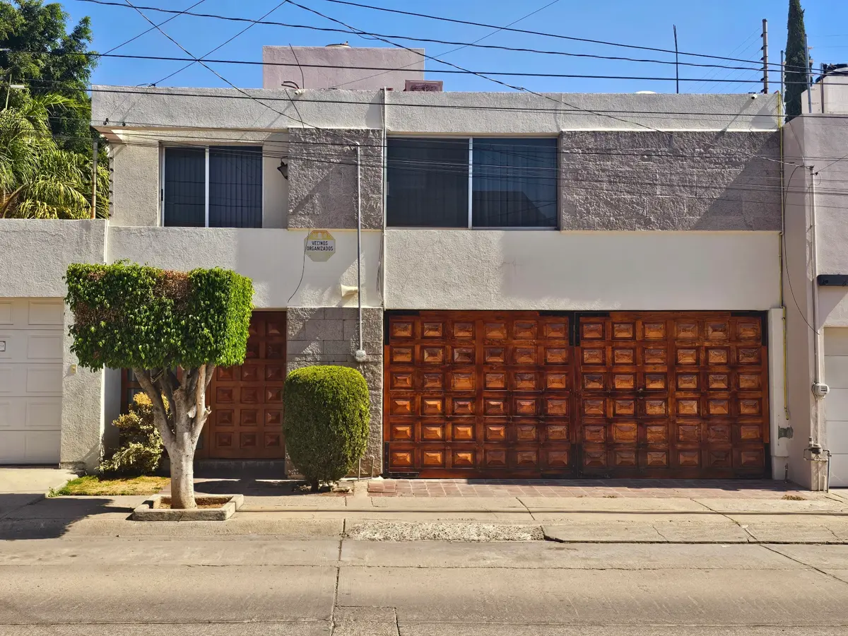 Casa en renta en Valle del Campestre, León — foto 1 de 14