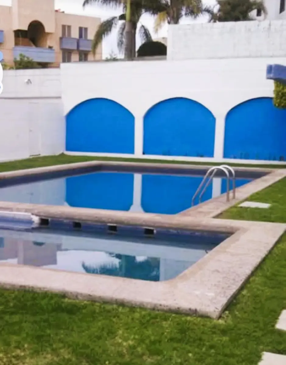 Casa en venta en Lomas de Tzompantle, Cuernavaca — foto 1 de 18