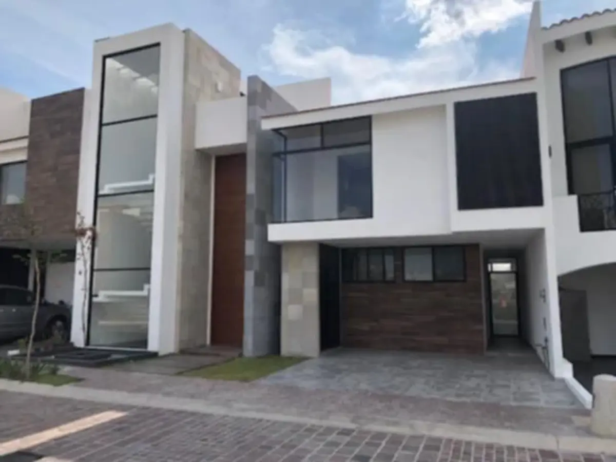 Casa en renta en Lomas de Angelópolis, San Andrés Cholula — foto 1 de 15