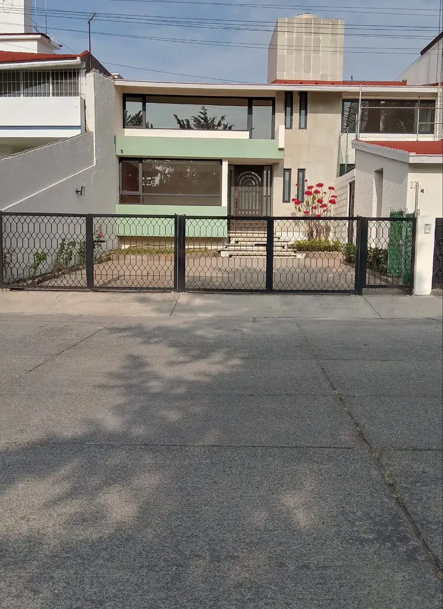 Casa en renta en Ciudad Satelite, Naucalpan de Juárez — foto 1 de 28
