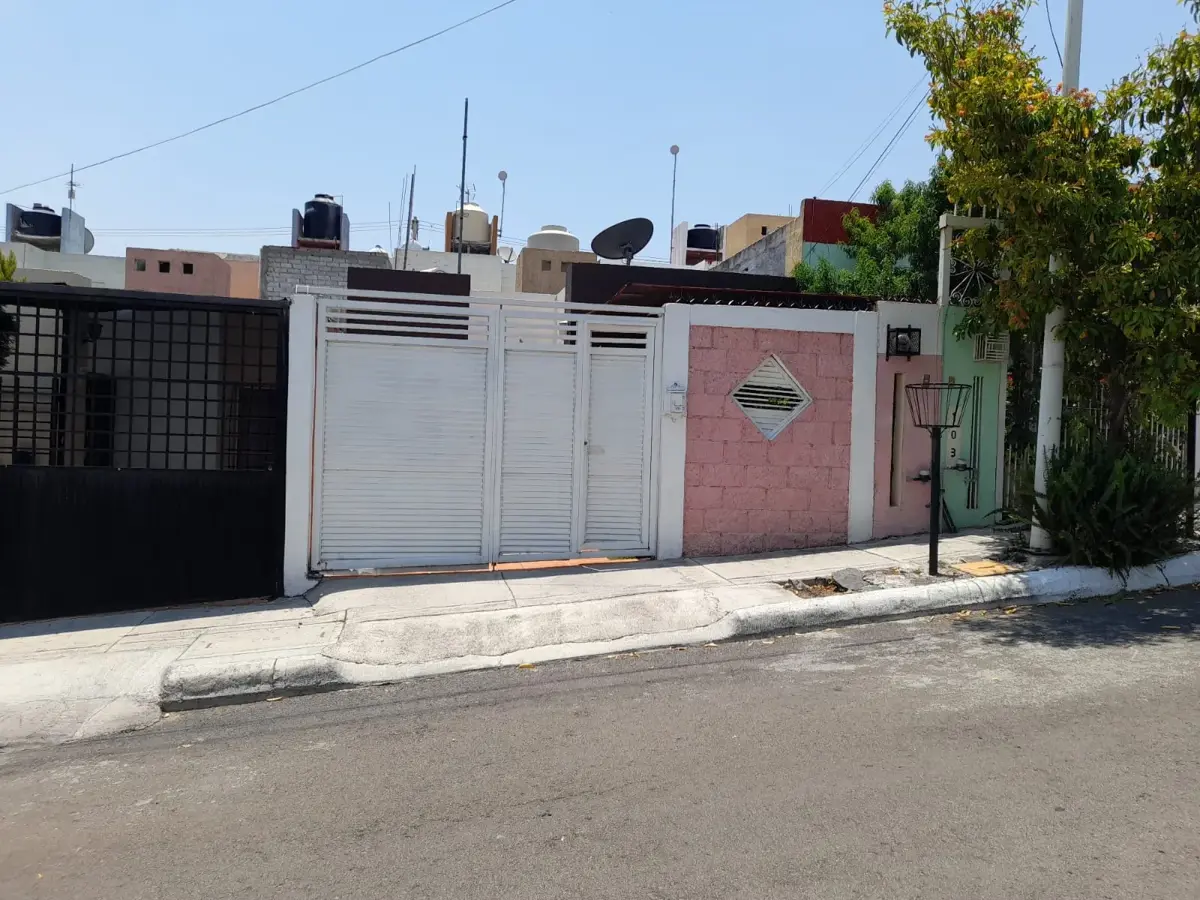 Casa en venta en Colinas del Sur, Corregidora — foto 1 de 21