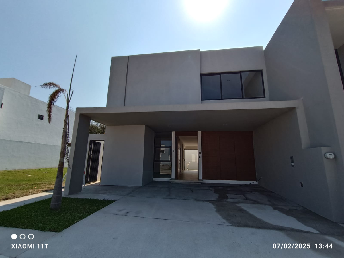 Casa en venta en Lomas del Dorado, Boca del Río — foto 1 de 10