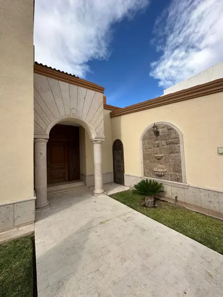 Casa en venta en Hacienda del Rosario, Torreón — foto 2 de 18