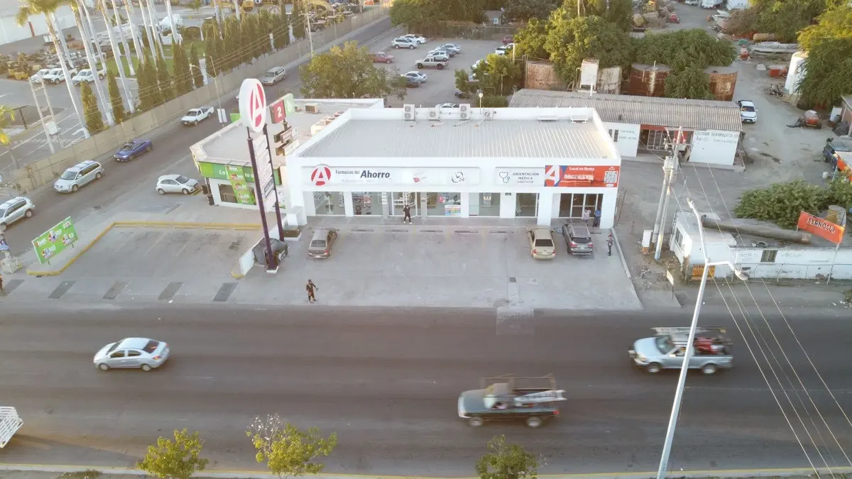 Local en renta en Las Flores, Culiacán — foto 1 de 2