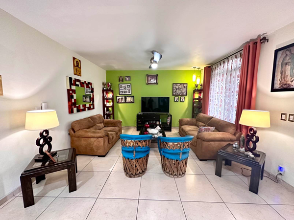 Casa en venta en El Palomar, Tlajomulco de Zúñiga — foto 2 de 18
