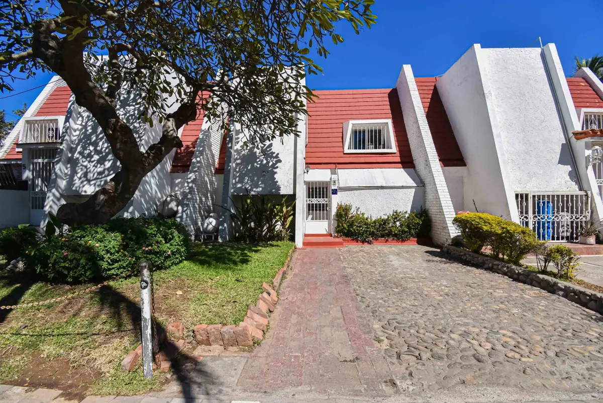 Casa en venta en Zona Dorada, Mazatlán — foto 1 de 38